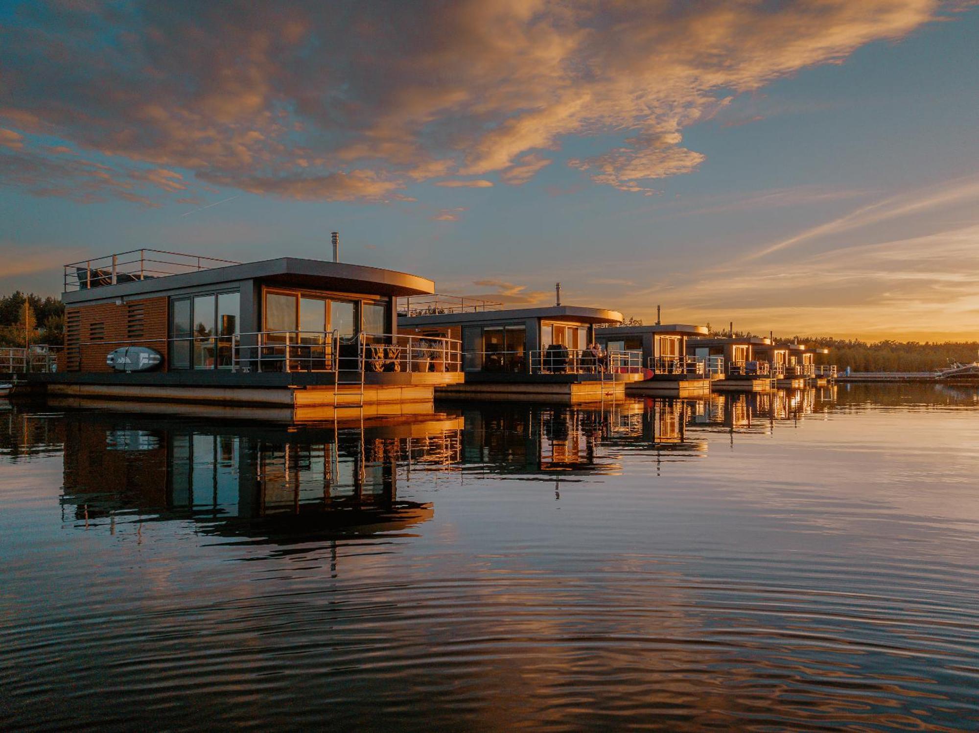 Floatinghouses Baerwalder See Klitten Extérieur photo
