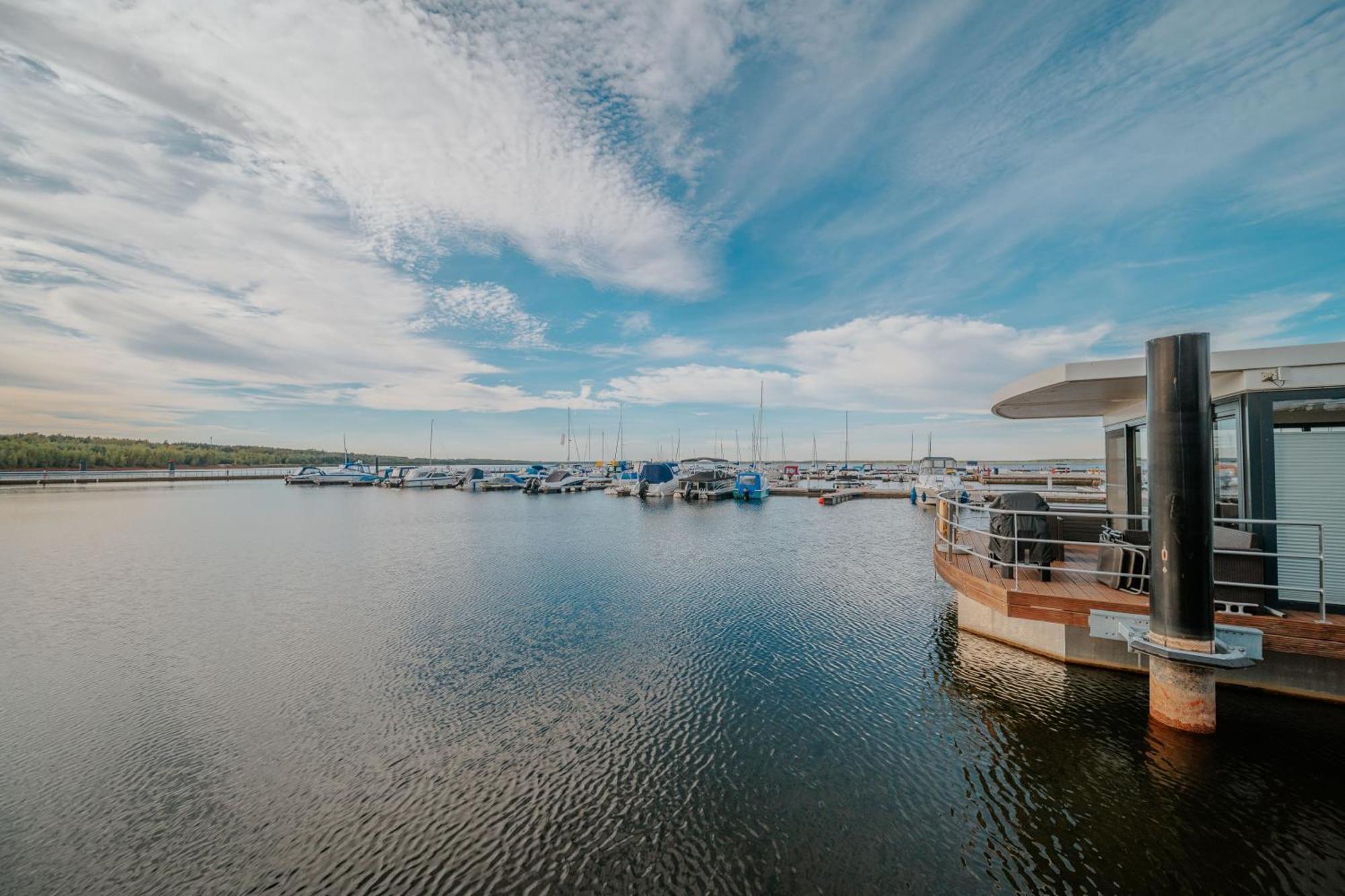 Floatinghouses Baerwalder See Klitten Extérieur photo